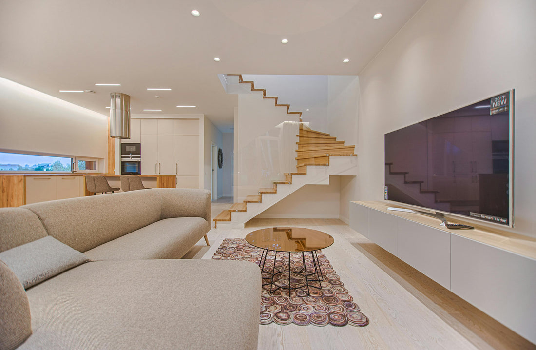 Furniture and Decor Choices for a Lasting Living Room Style