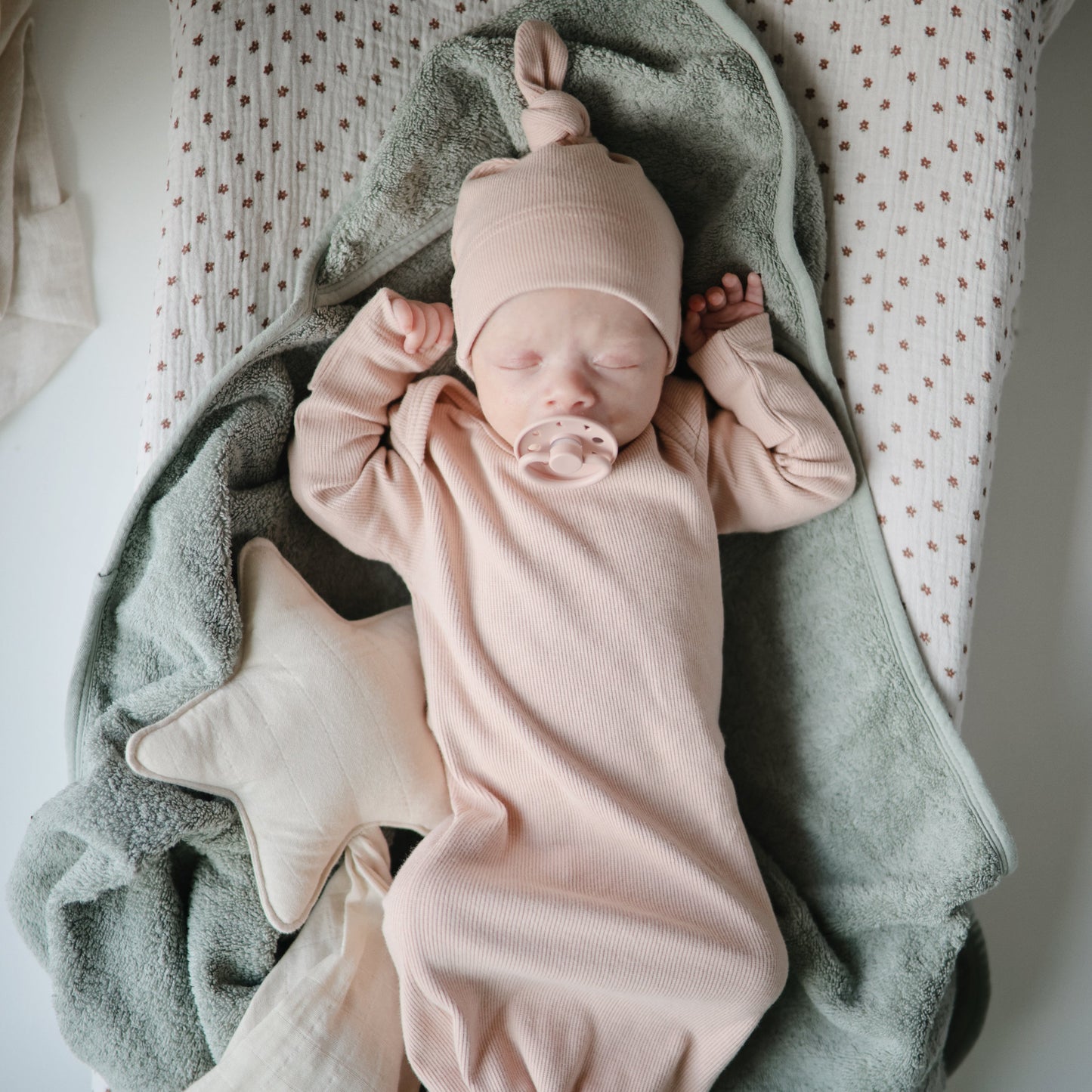Baby Organic Cotton Baby Hooded Towel Mushie
