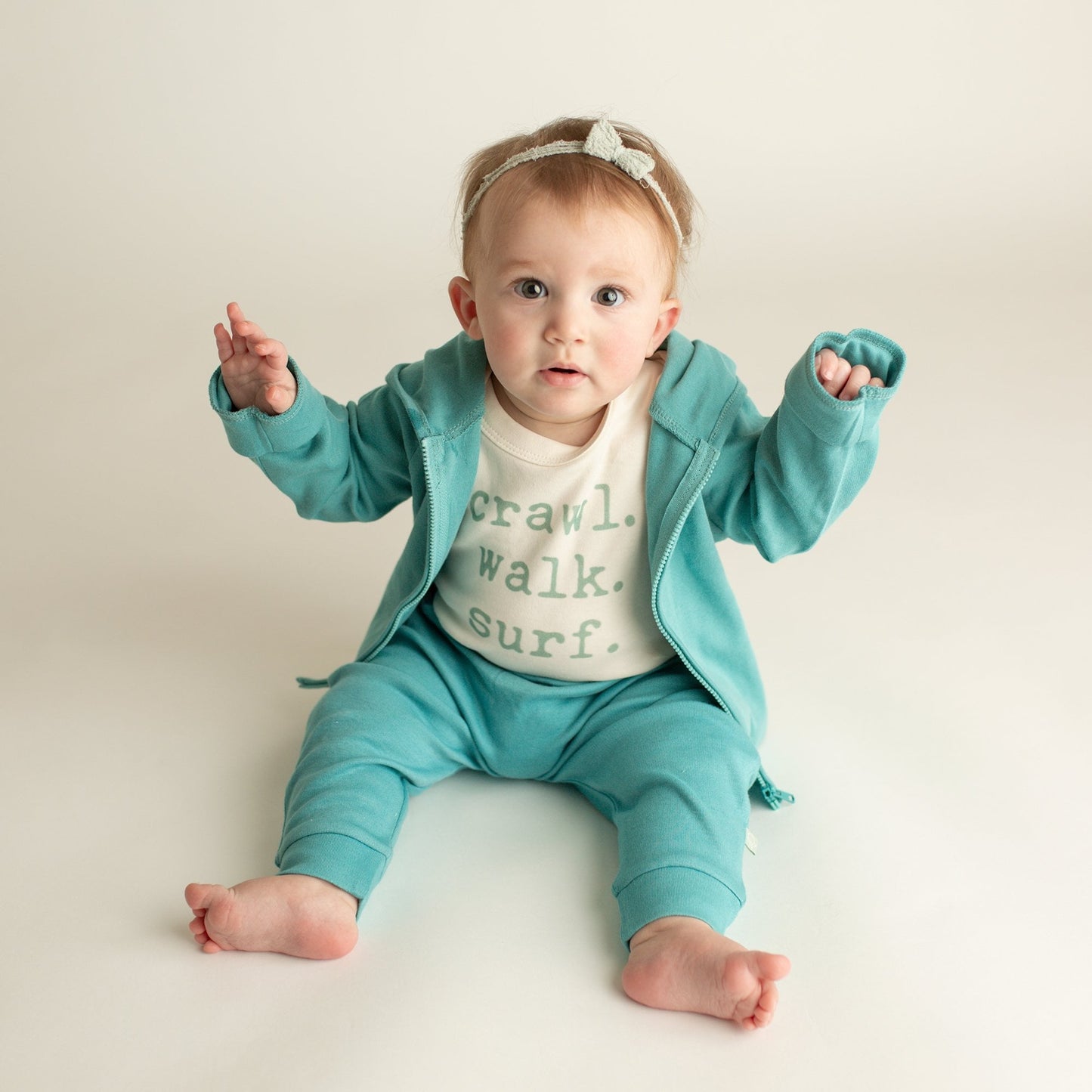 Baby graphic bodysuit | crawl walk surf finn + emma