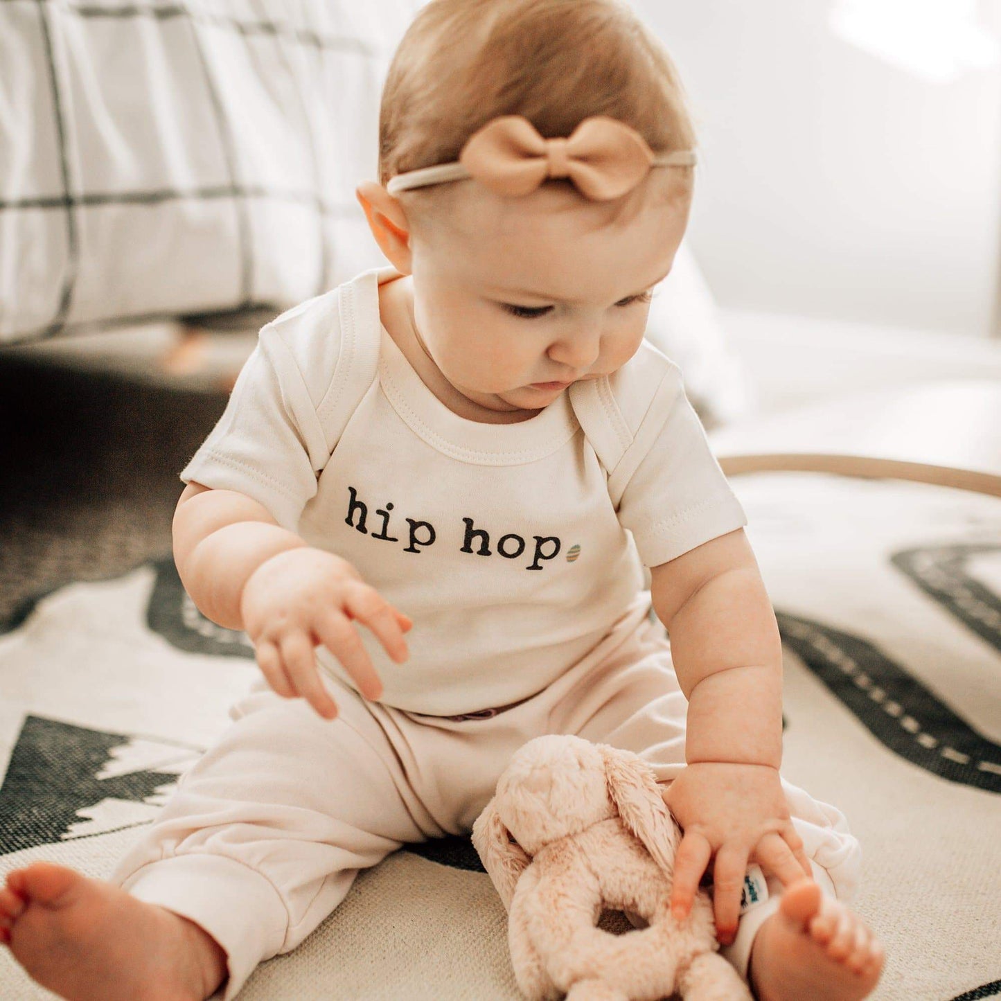 Baby graphic bodysuit | hip hop finn + emma