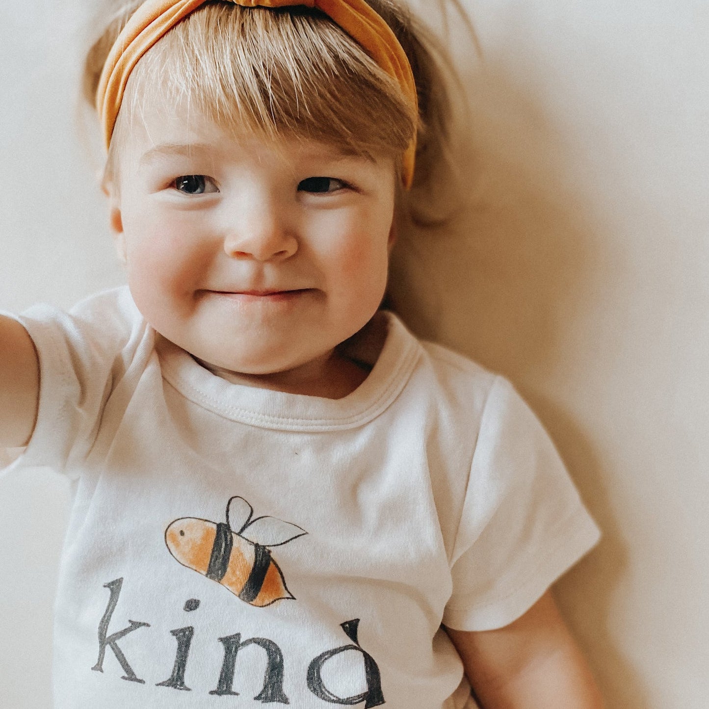 Baby graphic tee | bumble bee kind finn + emma